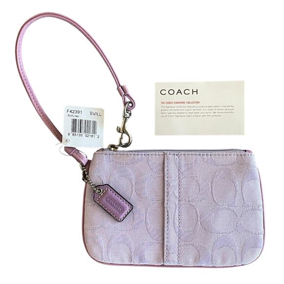 COACH Lilac Silver Signature C Canvas Leather Trim Zip Wristlet Bag Hang Tag NWT - Picture 1 of 7